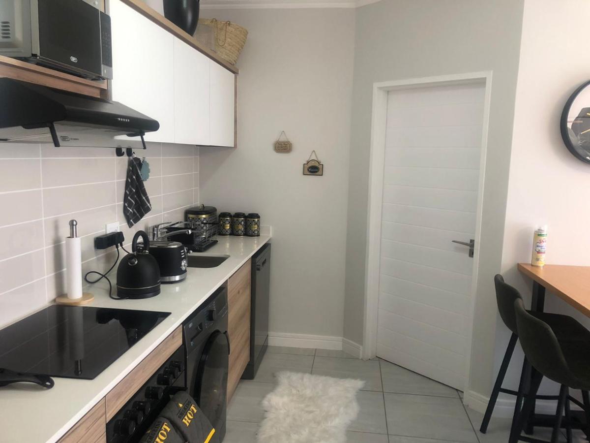 Luxurious Waterfall 1 Bedroom Condo With Free Uncapped Wifi Midrand Dış mekan fotoğraf