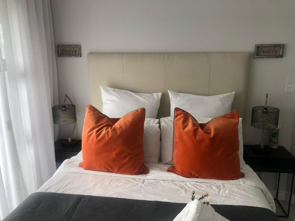 Luxurious Waterfall 1 Bedroom Condo With Free Uncapped Wifi Midrand Dış mekan fotoğraf