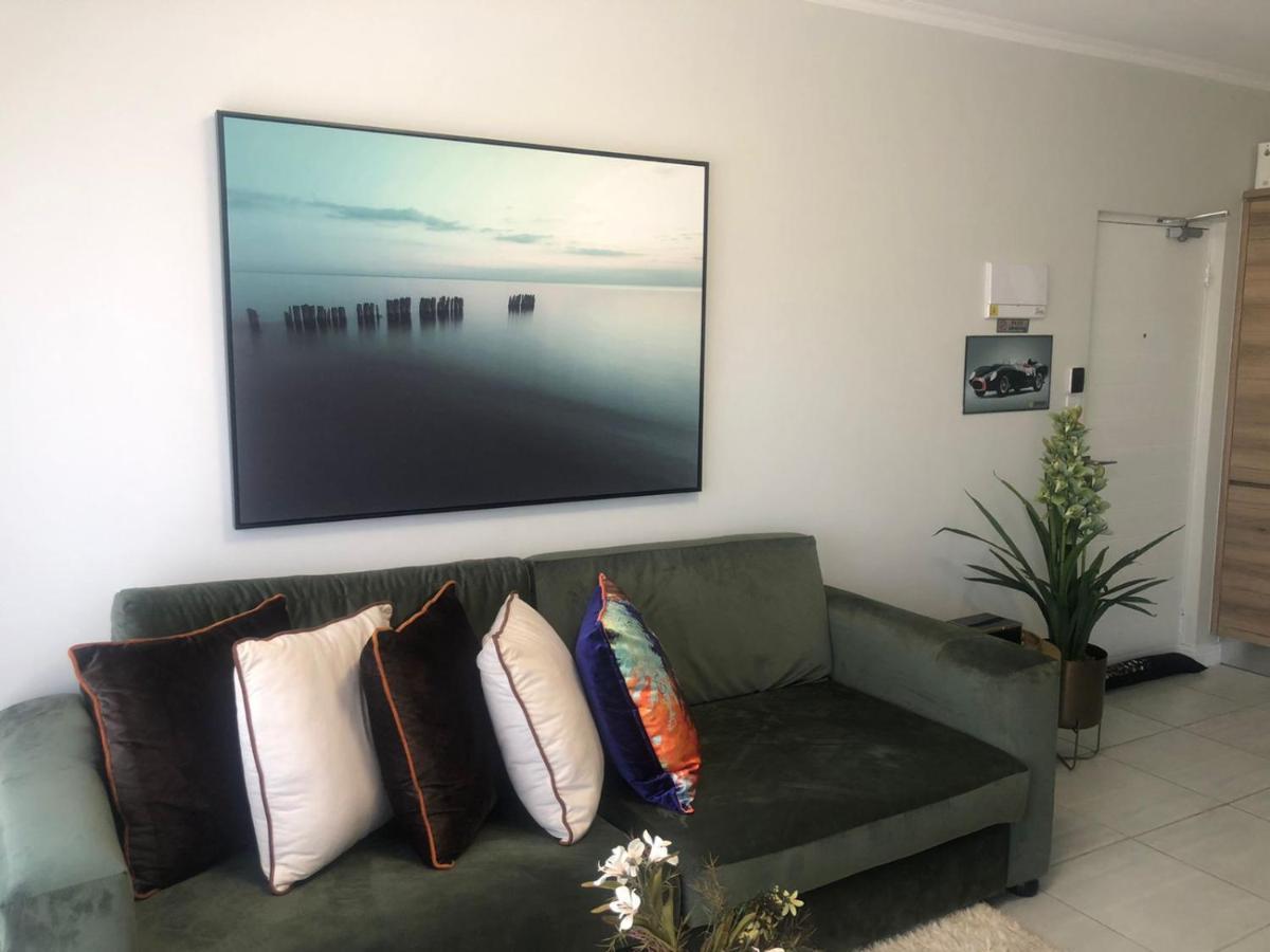 Luxurious Waterfall 1 Bedroom Condo With Free Uncapped Wifi Midrand Dış mekan fotoğraf